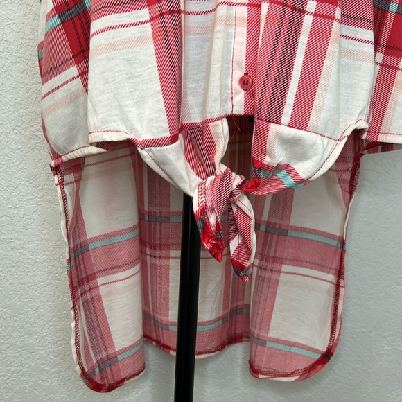 Size small red white plaid button up front tie sleeveless tank vest top - Picture 6 of 11